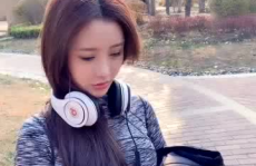 二二的小姐姐,青春活力，魅力四射