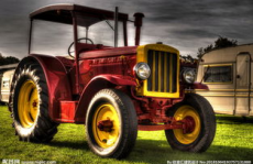 拖拉机写真,农业机械的钢铁巨兽